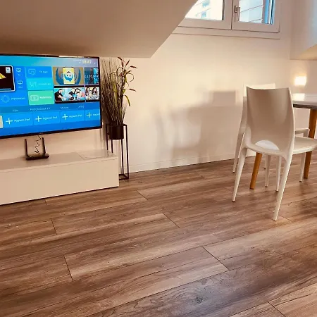 Mansarda Torre Blanca Apartmán *